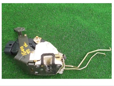 Suzuki ignis 03-08r замок дверь правый перед 6 pin фото №1