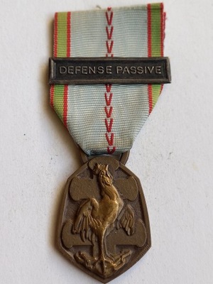 Guerre 1939 - 1945 Medaille z klamrą DEFENSE PASSIVE - Francja