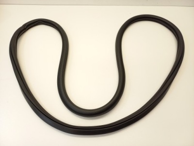 Прокладка кузовная задняя правая vw polo 6r фото №1