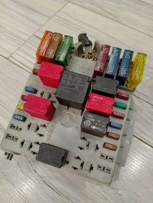 Коробка предохранителей fiat punto ii 46835593 фото №1