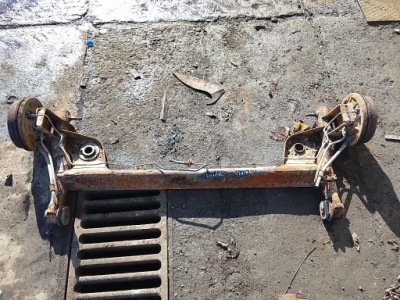 Балка задня abs suzuki swift iv фото №1