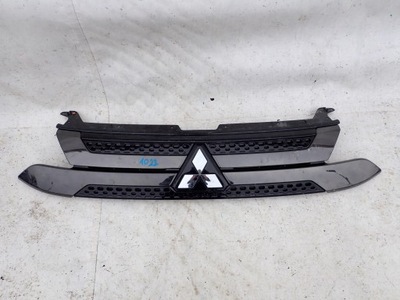 Mitsubishi outlander iii lift 18- решітка радіатора решітка радіатора фото №1