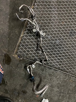 393 mercedes w218 cls 3.5 cgi шланг паливний a1276070103 фото №1