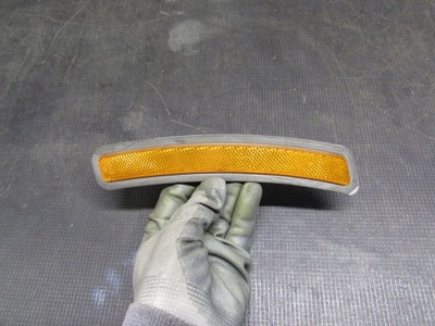 Відбивач габаритний ліхтар лівий перед 7433786 bmw g20-g21 2020+ r фото №1