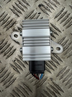 Lexus nx 300h модуль блок керування насоса пального 89570-78010 фото №1