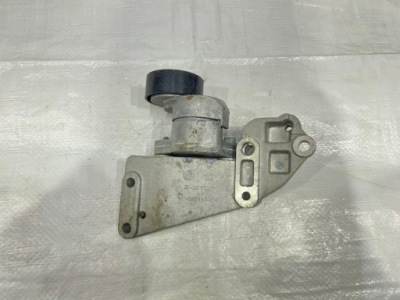 Fiat jeep alfa romeo кронштейн подушка кронштейн кронштейн 04627154ac фото №1