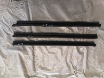 Jeep liberty kj молдинг стекло уплотнитель фото №1