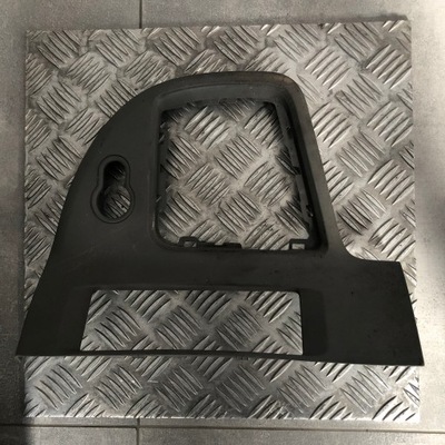 Защита заглушка домкрата kangoo 8200452925 фото №1