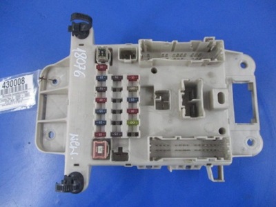 TOYOTA RAV4 II 2.0D4D UNIT FUSES - milautoparts-fr.ukrlive.com