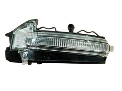 Поворотник дзеркало лівий audi q8 rsq8 фото №1