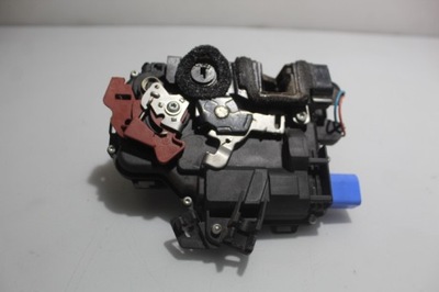 Замок правий задня двері skoda fabia i фото №1