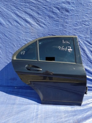 Двері правий задня mercedes w204 sedan c197 197 фото №1