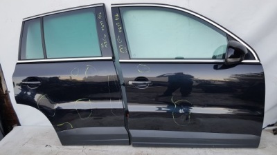 Двері праве vw tiguan lc9x фото №1