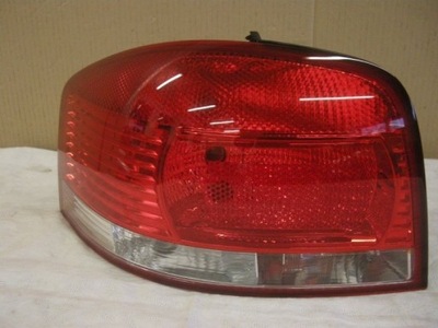 Audi a3 2003 лампа ліва задня фото №1