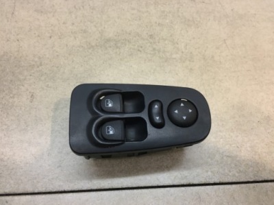 Панель окон левый lancia ypsilon ii 735360605 фото №1