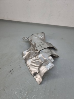 Защита тепловая bmw f40 4a1d049 1.5l бензиновый 2022 фото №1