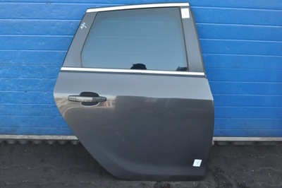 Opel astra j двері правий задня задні kombi фото №1