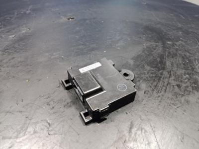 Tesla s модуль ручка 1069651-00-d фото №1