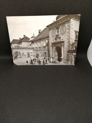 CZĘSTOCHOWA 1963- DZIEDZINIEC KLASZTOR NA JASNEJ GÓRZE