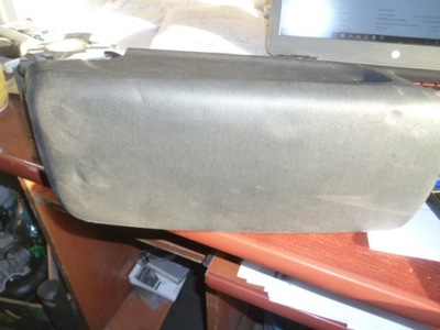 Подлокотник audi a1 8x0864207 фото №1