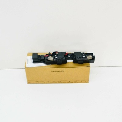 Audi q5 fy багаж compartment light switch 80c959121a original фото №1