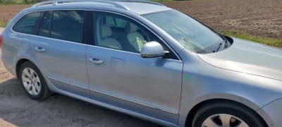 Двері передні перед праве skoda superb 2 ii lf8k фото №1