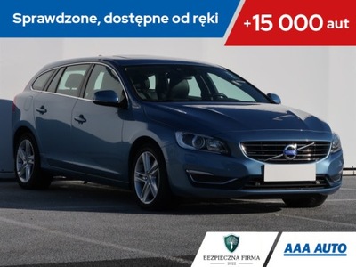 Volvo V60 D6 Plug-in Hybrid, 278 KM, 4X4