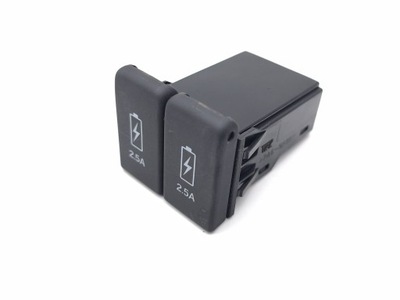 Honda cr-v роз'єм usb 2021 m68558 фото №1