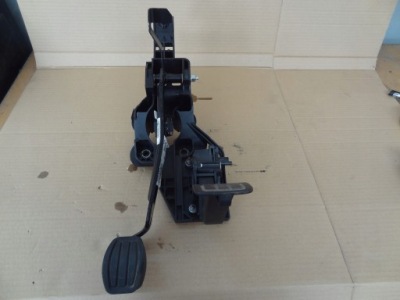 Педаль тормоза педали 9820641680 citroen c5 aircross kpl фото №1