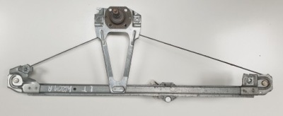 Механізм скло лівий задній mercedes w201 фото №1