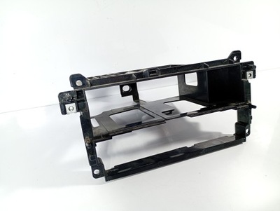 Bmw 3 e46 98-05 внутрішня рамка заглушка радіо оригінальний номер 51458196112 фото №1