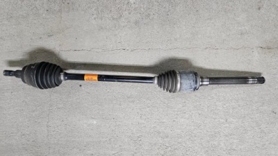 Привідний вал права mercedes gle w166 a1663301300 фото №1