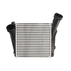 Интеркулер vw touareg 7l 7p правый 7l0145804a фото №1