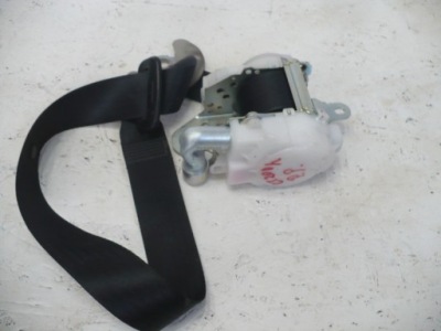 Lexus ct200h ремінь перед правий передній натягувач фото №1