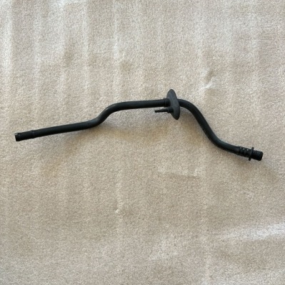 Шланг труба вакуумная 8d1611931p vw, skoda, audi audi a4 b5 фото №1