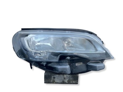 Перед сторона правый  фара peugeot expert 9808572580-00 фото №1