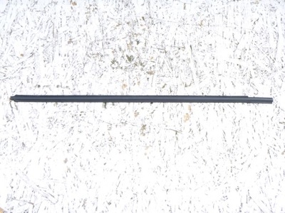 Молдинг ущільнювач зовнішній перед hyundai i20 ii 2014- фото №1