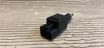 SENSOR STOP SUBARU FORESTER 06  