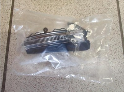 Поворотник зеркало led audi q8 4m8949102 фото №1