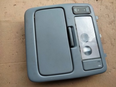 Лампа стельовий toyota rav4 ii 2.0 vvti 85920-0w010 фото №1