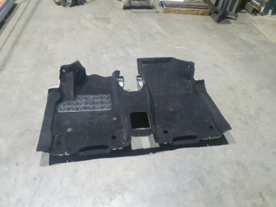 Обшивка килимок перед berlingo partner iii фото №1