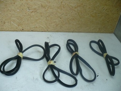 Mercedes a w176 прокладка двері правий задня фото №1