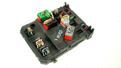 Коробка предохранителей модуль bsi e02-00 mg berlingo partner 206 9657999780 фото №1