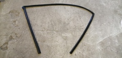 Mazda 2 07-14 5d прокладка двері правий перед фото №1