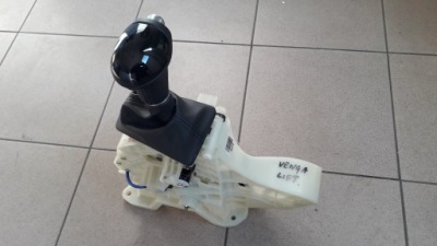 Kia venga 2016 lift ручка вибірник чохол автоматична коробка передач фото №1