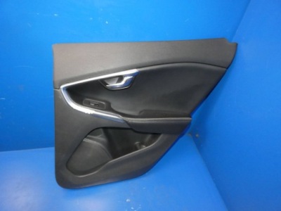 Volvo v40 2 карка обивка дверь правый  задняя фото №1