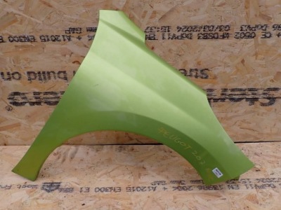 Крыло правый перед peugeot 207 kar фото №1