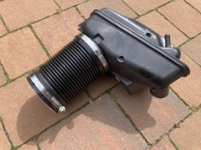 Mercedes повітрозабірник труба w177 w118 w247 a6540901301 фото №1