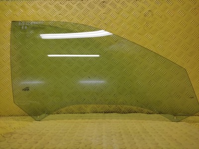 Audi a3 lift скло двері правий перед фото №1