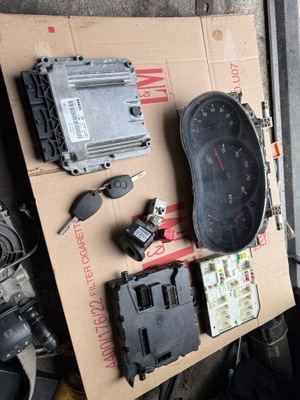 Набір стартовий бортовий комп'ютер блок керування ключ renault master iii 2,3 dci dci100 фото №1